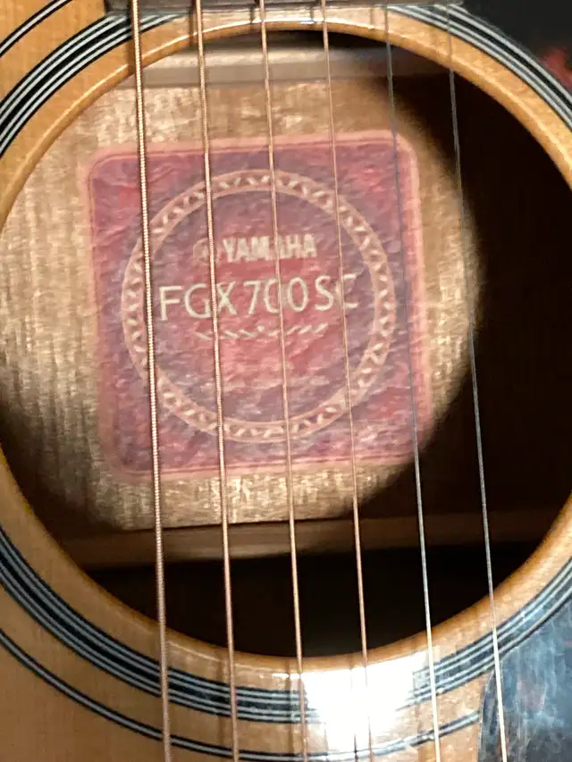 Yamaha Acoustic Electric Guitar in Guitars in Edmonton - Image 4