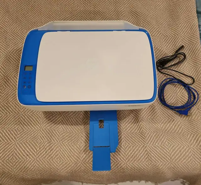 HP Deskjet  in Printers, Scanners & Fax in Edmonton - Image 2