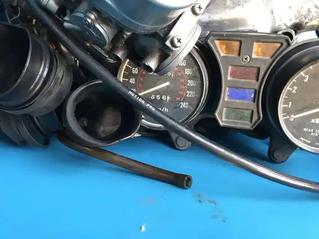 Cb 750 parts in Motorcycle Parts & Accessories in Mississauga / Peel Region - Image 11