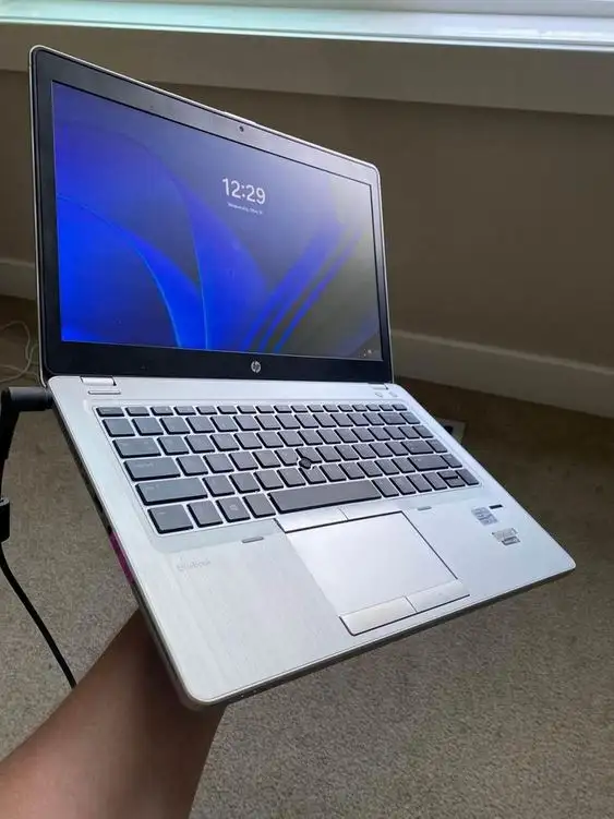 16GB i7 HP Folio 9470 Windows 11 Office 21 laptop