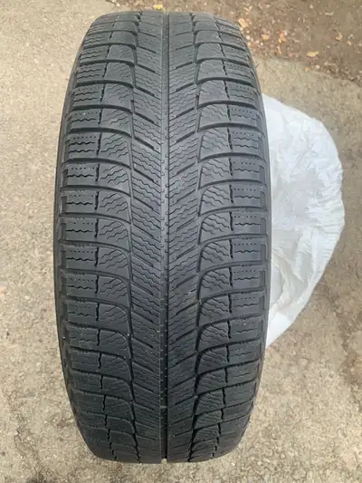 I'm selling a set of four Michelin winter tires, size 225/60R17, mounted on steel rims. These tires...