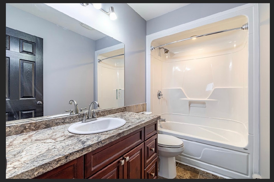 All utilities included -one bedroom room for rent 3