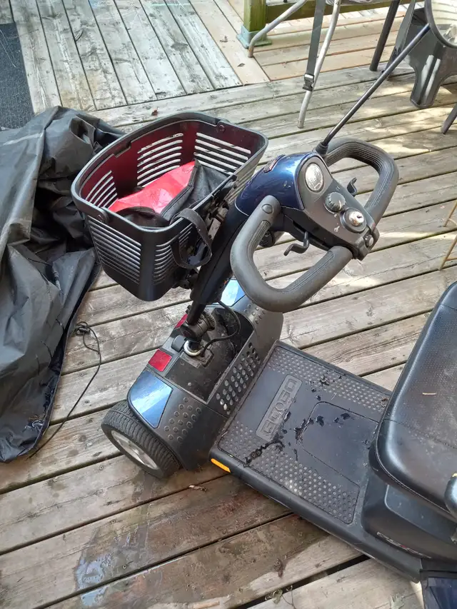 Pride go go mobility scooter