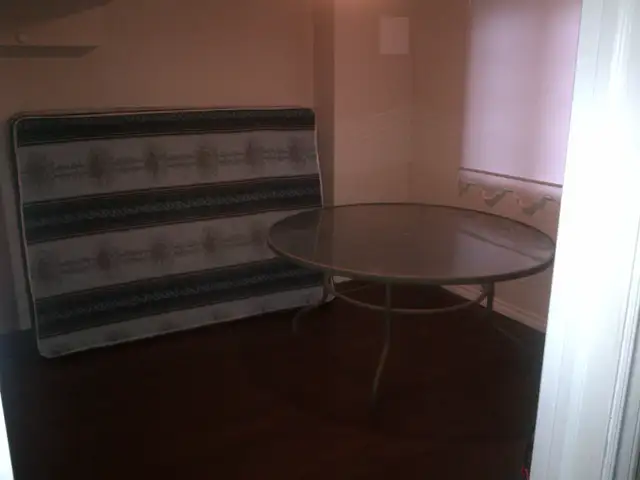 2 BEDROOM WALKOUT BASEMENT FOR RENT in Long Term Rentals in Oshawa / Durham Region - Image 6