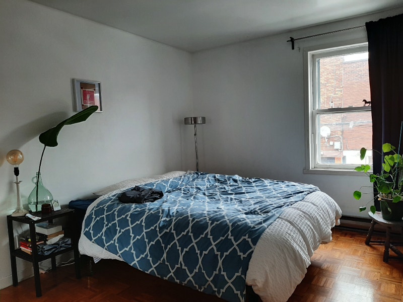 Summer sublet! Big and quiet apartment in StHenri Locations