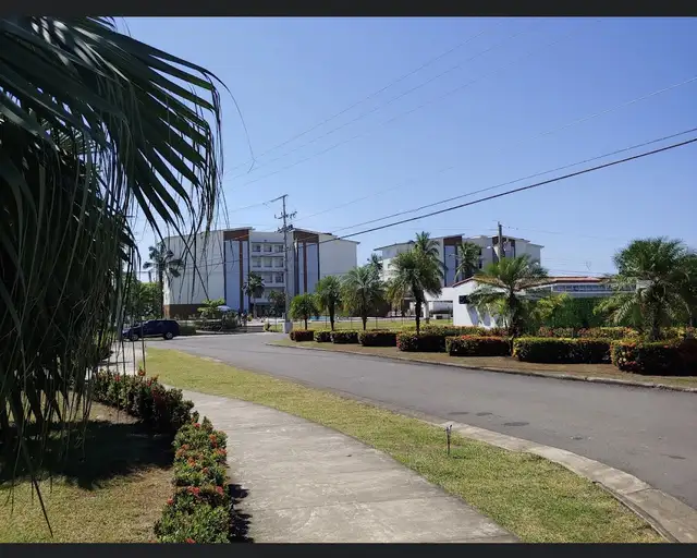 monthly and weekly rental costs rica - pacific in Other Countries in Canada - Image 4