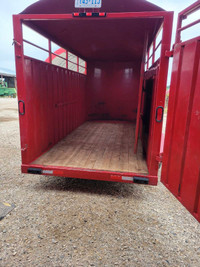 Horse Livestock trailer for Rent