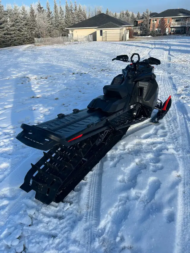 2021 Summit Expert 175 in Snowmobiles in Strathcona County - Image 5