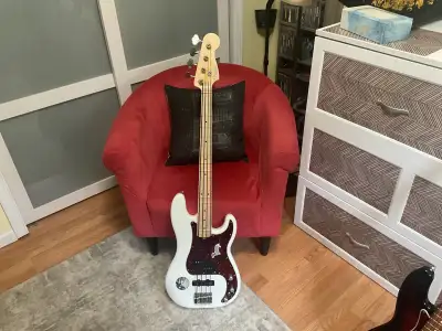Custom Mod Fender Squier P/J Bass, Fender Licensed Bass Neck w/ Fender Decal, Custom Made Wiring Har...
