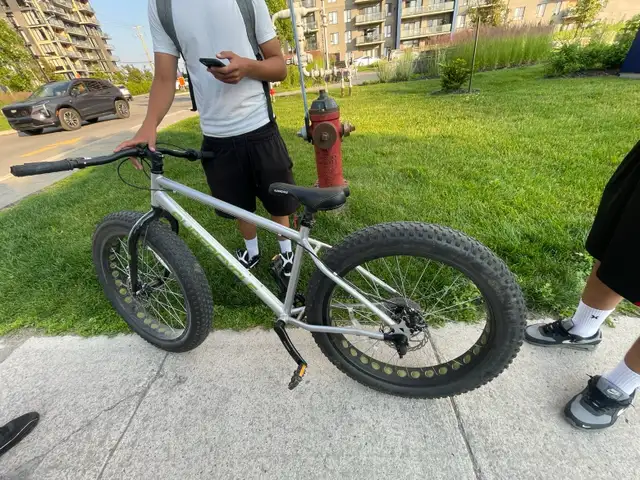  Supercycle Big Rig Fat Bike 26” – 450 $ in Mountain in Laval / North Shore - Image 3