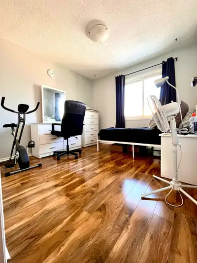 Private room for rent