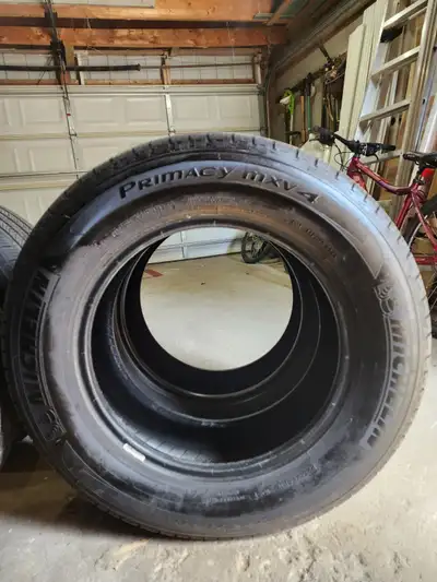 Michelin Primacy MVX 4 all season tires for sale. Still has good life. If interested please message...