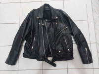 100% TUFF BLACK LEATHER BIKER JACKET OLD HYDE HOUSE WEAVE BELT 