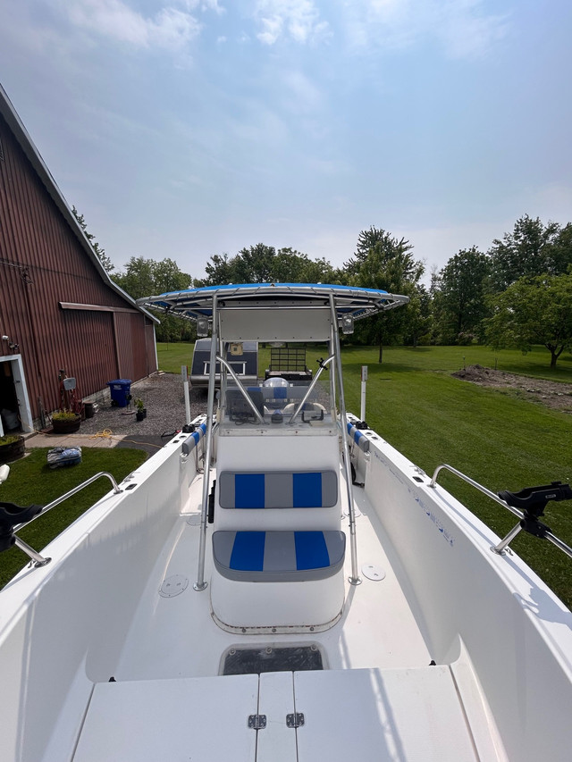 cobia 24 foot centre console  in Powerboats & Motorboats in Leamington