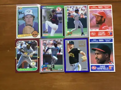 8. MAJOR LEAGUE BASEBALL Cards !, View more