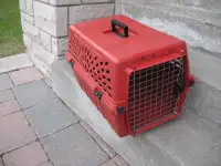 Medium Size Red Pet Crate, LIKE NEW