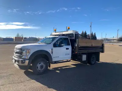 2022 Ford F550 4x4 6.7 Lt diesel dump truck excellent condition. 32,500 km. 12 foot Voth hydraulic d...