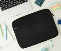 Amazon Basics Laptop Case, Sleeve, Pouch. Fits Laptops up to 14