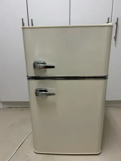 insingna mini fridge - retro style, View more