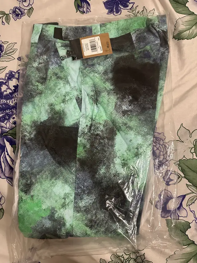 Pantalon de ski north face in Men's in City of Montréal - Image 2