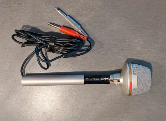 Vintage Realistic Condenser Stereo Electret Microphone 33-919A in General Electronics in Longueuil / South Shore - Image 3