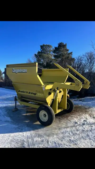 2013 2881 Degelman Bale King bale processor, bought as a back up unit, but don’t use it much, in dec...