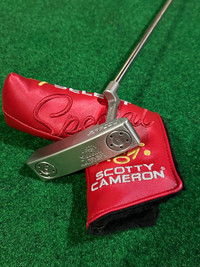 Like New Scotty Cameron Special Select Newport 33” 2