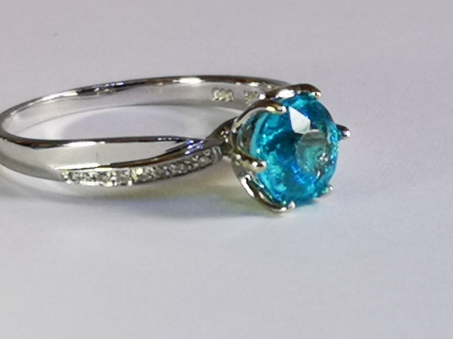 New Wedding or Graduation Ring in Jewellery & Watches in Strathcona County - Image 2