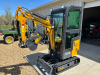 BRAND NEW AGT H13 MINI EXCAVATOR WITH INCLOSED CAB