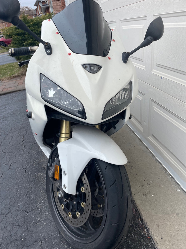 Honda cbr 600rr 2006 in Sport Bikes in Mississauga / Peel Region - Image 4