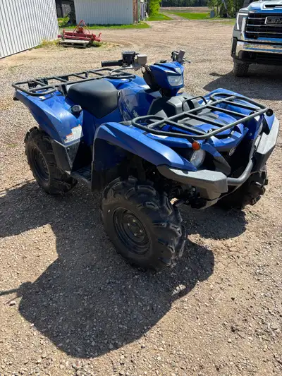 Was only used for checking crops has upgraded zilla tires, hand and thumb warmers, rest is all stock...