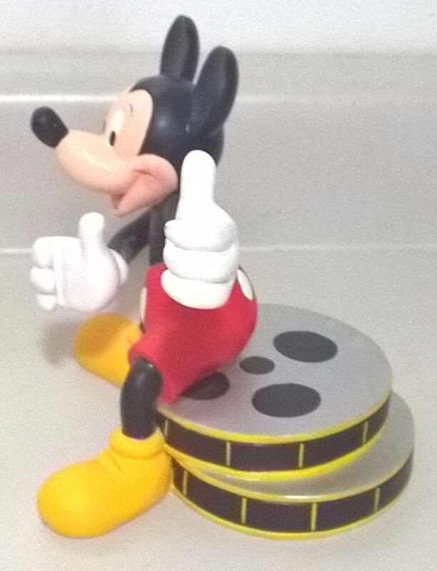Disney Mickey Mouse Figurine Resin heavy Cake Topper in Arts & Collectibles in Oshawa / Durham Region - Image 4