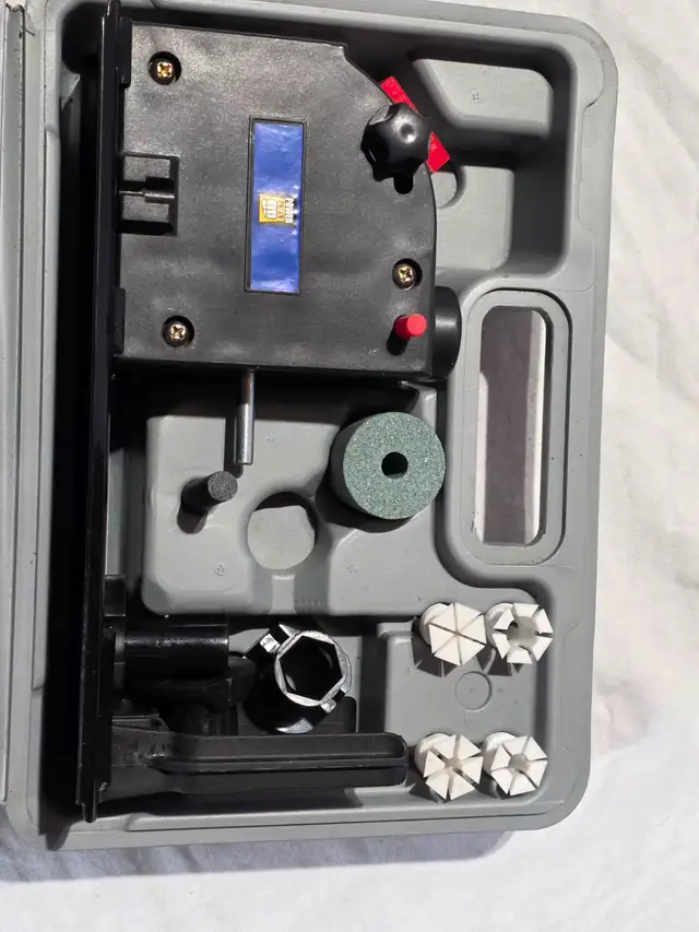 Powerfist Drill Bit Sharpener Kit with Hard Case | 3/32" to 1/2" in Power Tools in Ottawa - Image 5
