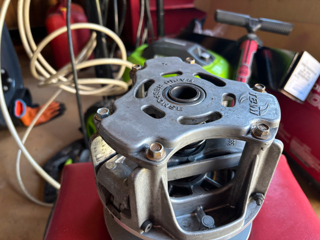 Utv Arctic cat wildcat 700 clutch  in ATV Parts, Trailers & Accessories in North Bay - Image 2