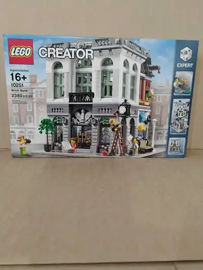 This brand new in box Lego Creator Expert Brick Bank 10251 set, containing 2380 pieces, offers an en...