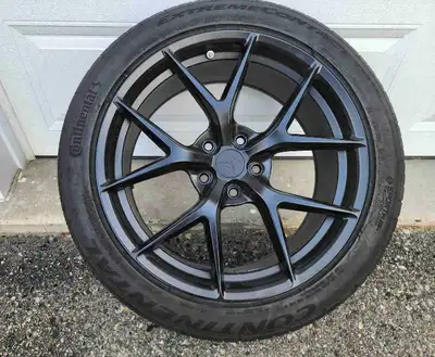 Continental Extreme Contact Tires 245 45 19 Brand new 5×120 Bolt pattern Rims with TPMS Rims were on...