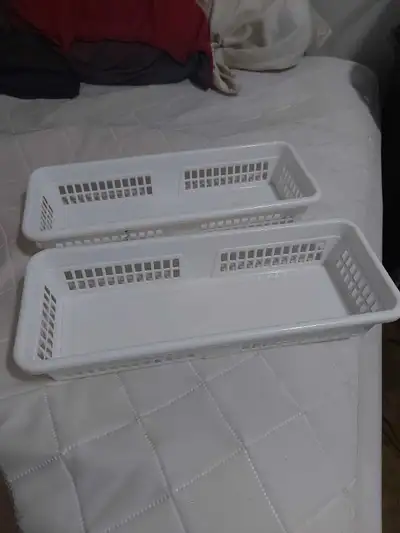 2 cutlery baskets, View more