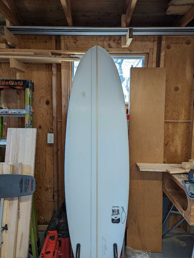 7' 2" Chili mid-strength surfboard  in Water Sports in Bridgewater - Image 4