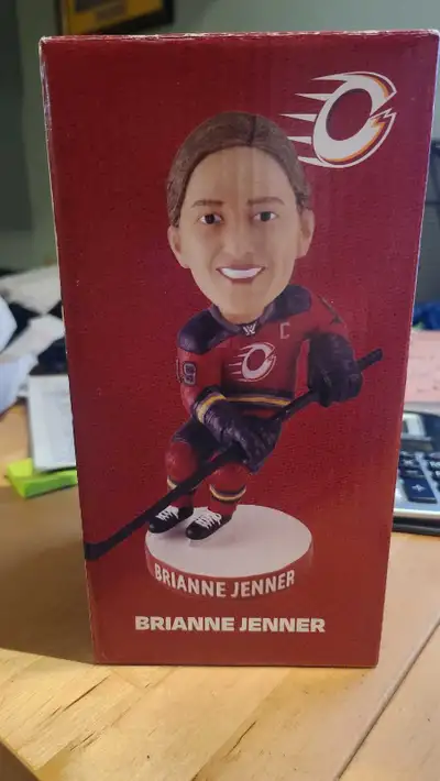 Hello, I have an extra Ottawa Charge Brianne Jenner bobblehead new in the box to trade. I'm looking...