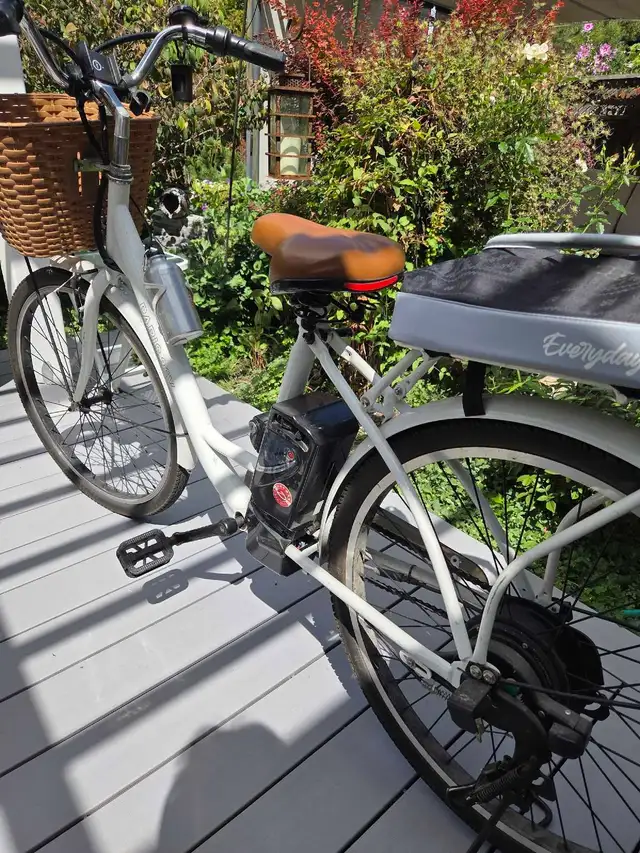 Ladies E-bike in eBike in Mississauga / Peel Region - Image 4