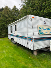 Camping Trailer 1998 Fleetwood Mallard 24ft