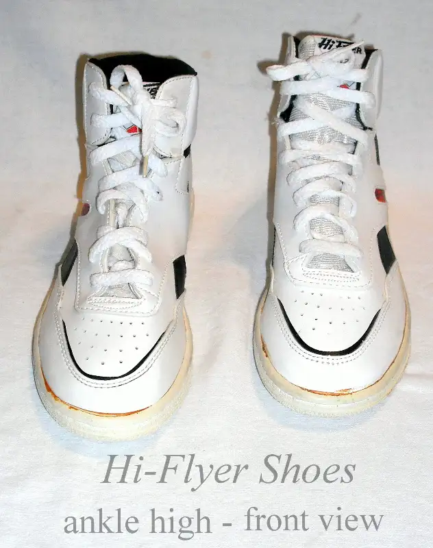 HI-FLYER sport boot, white, unisex,  size 6 woman,  NEW in Women's - Shoes in City of Toronto - Image 2