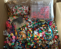 Box of 4,000+ pieces assorted beads and jewelry making kits