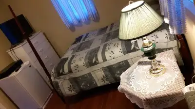 -- Furnished Room -- Located East Saint John -- - Non smoking & quiet on Main Floor (Part of a house...