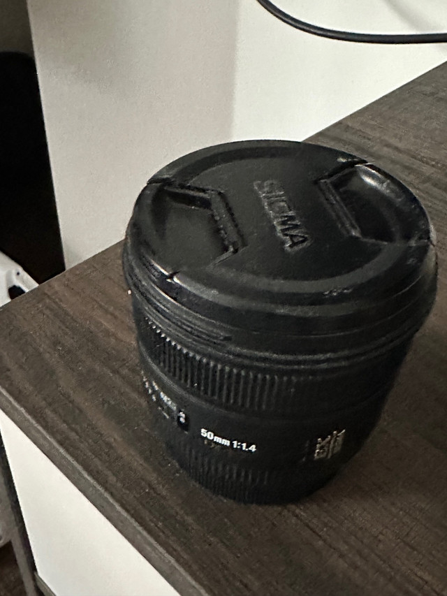 Sigma 50mm f/1.4 EX DG HSM, Canon EF Fit  in Cameras & Camcorders in Calgary - Image 2