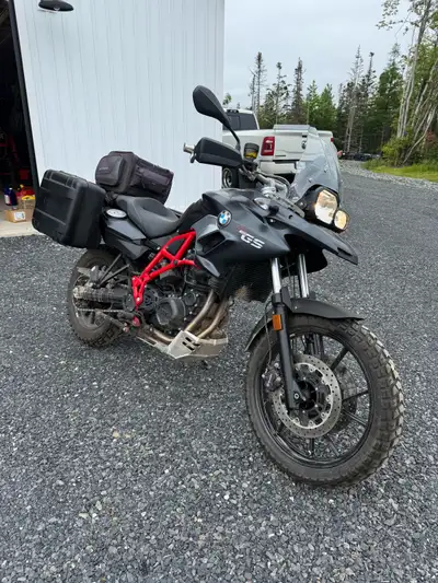 5775km, heated grips,center stand. Hard case BMW luggage saddle bags. Extended windshield. Original...