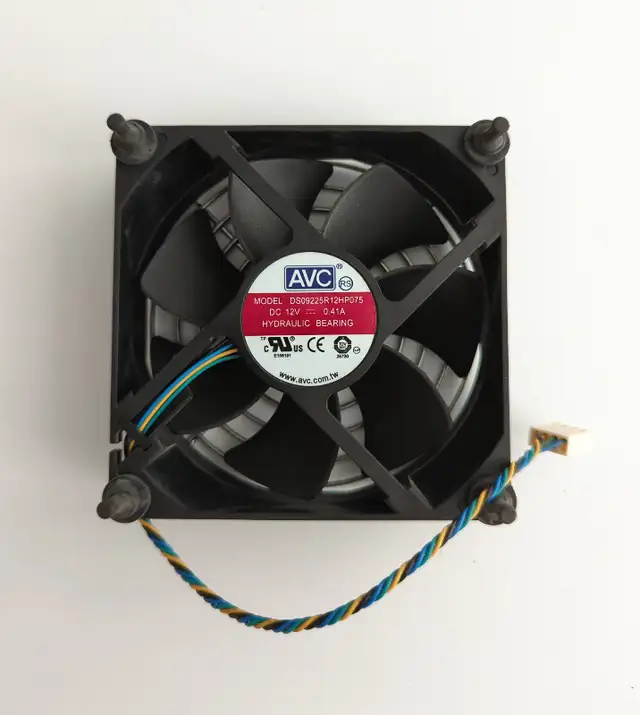 AVC 4pin Hydraulic PC Computer Fan DS09225R12HP075 92x92x25mm in System Components in City of Toronto - Image 2