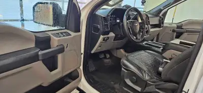 Selling my f150 2.7 ecoboos Nothing wrong and everything works,might need 2 new tyres in the future,...