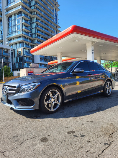 2015 Mercedes C300 Fuel Efficient! Clean! Low KMs!