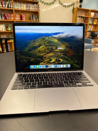 2020 MacBook Air 13” (256GB) 
